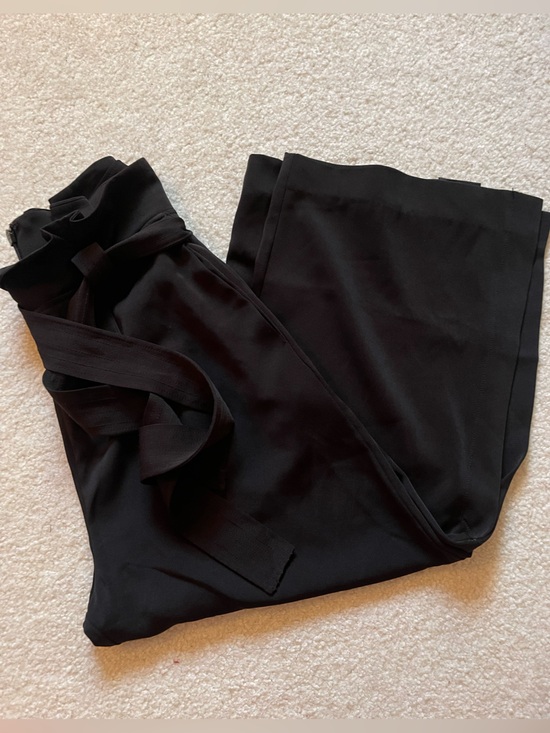 bebe Pants - bebe Black Cropped Wide-Leg Cropped Pants